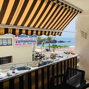 https://playa-la-arena-apartment-by-the-beach.tenerifehoteles.net